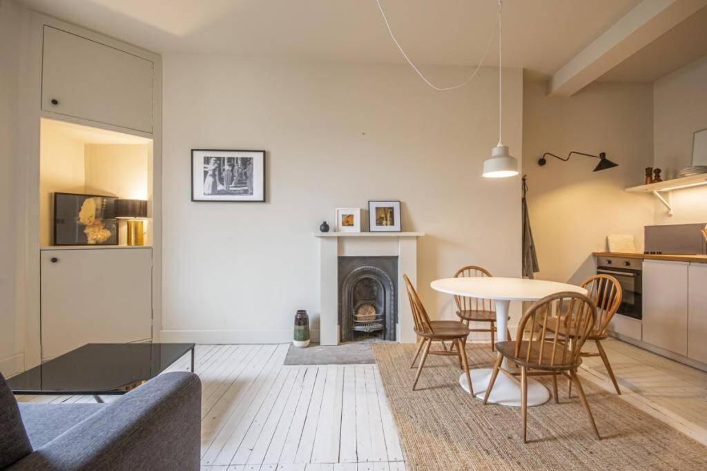 The Perfect Home On Royal Mile Edimburgo Exterior foto